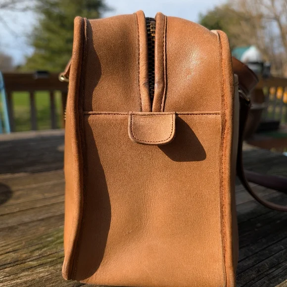 Rare Vintage Coach NYC Jumbo Flight bag In Tabac